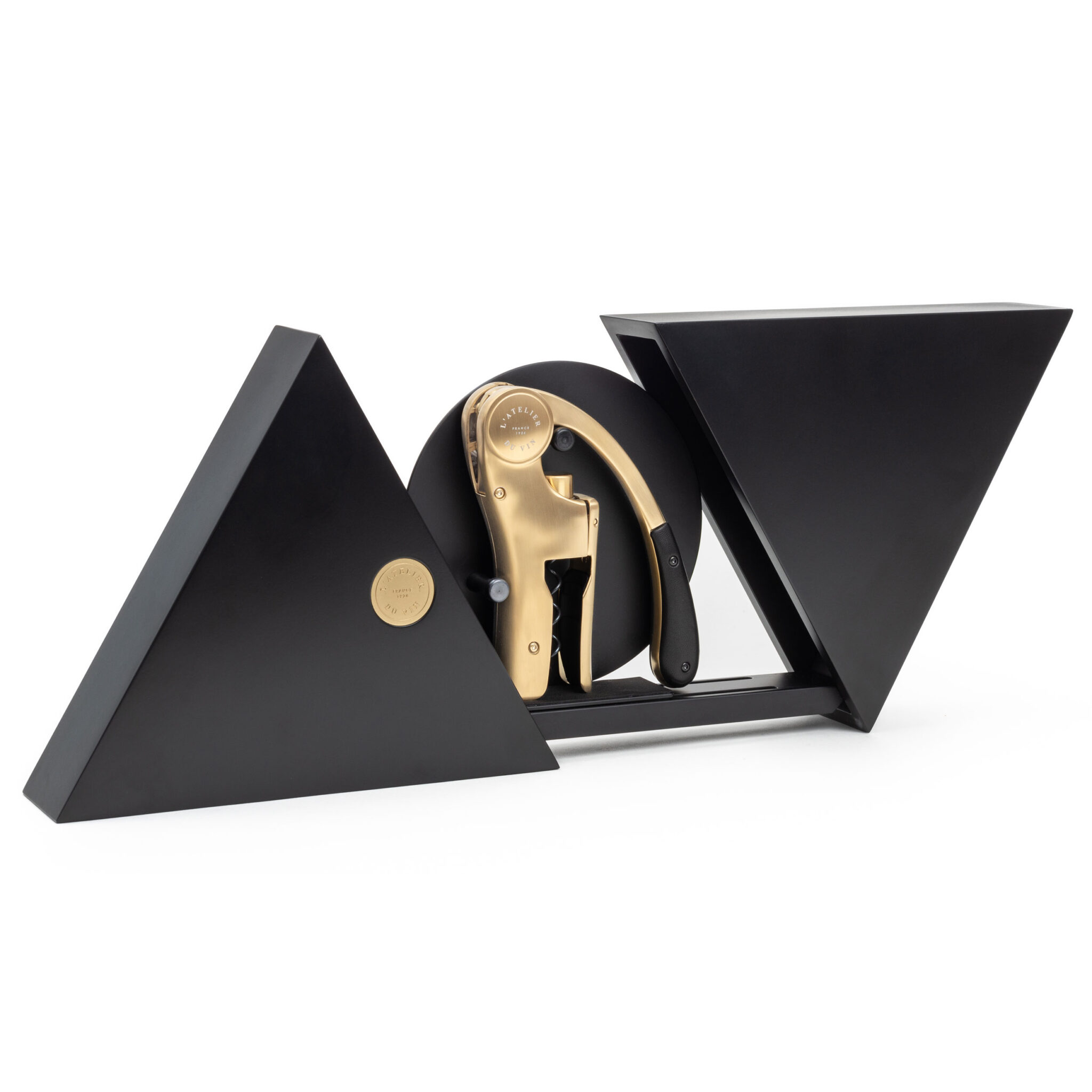 Lever corkscrew in a black lacquered geometric wood box