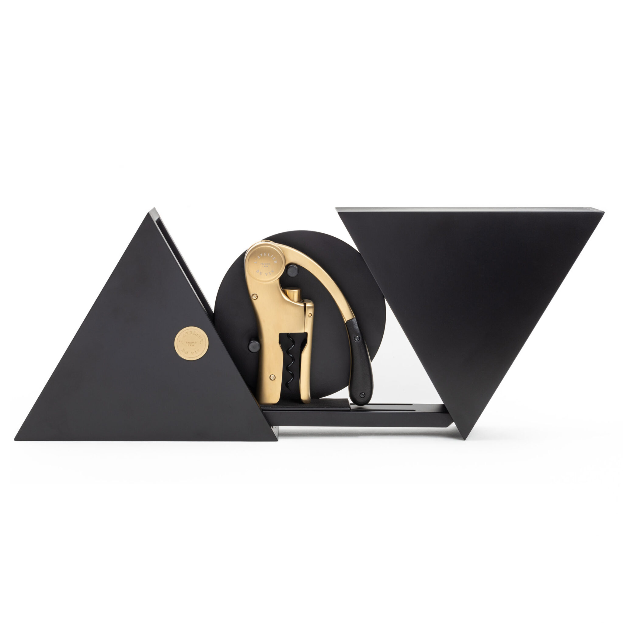 Lever corkscrew in a black lacquered geometric wood box